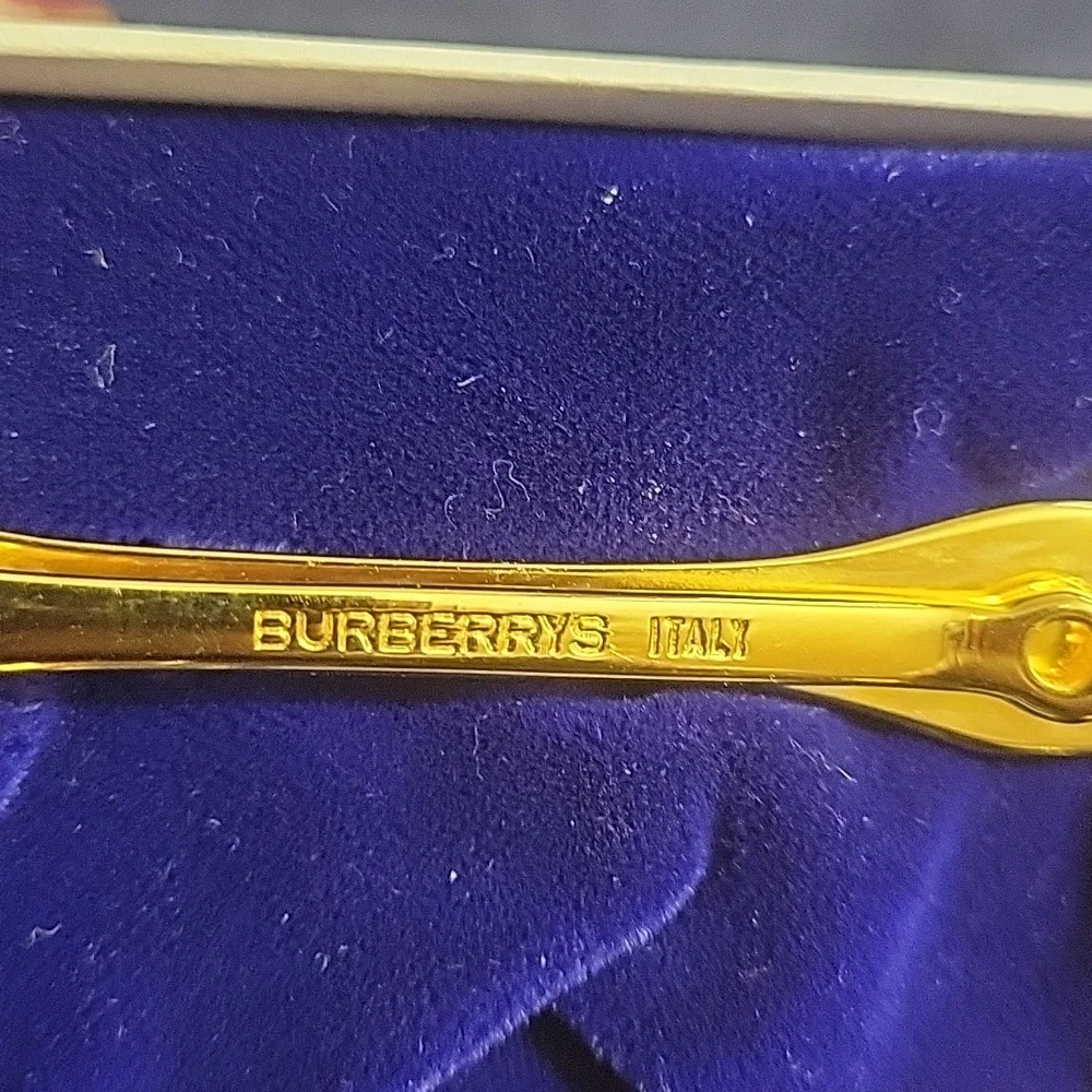 BURBERRYS VINTAGE 3PC CUFFLINKS IN BOX EUC
